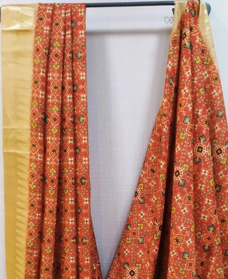 small_PATOLA ZARI BORDER SAREE.png